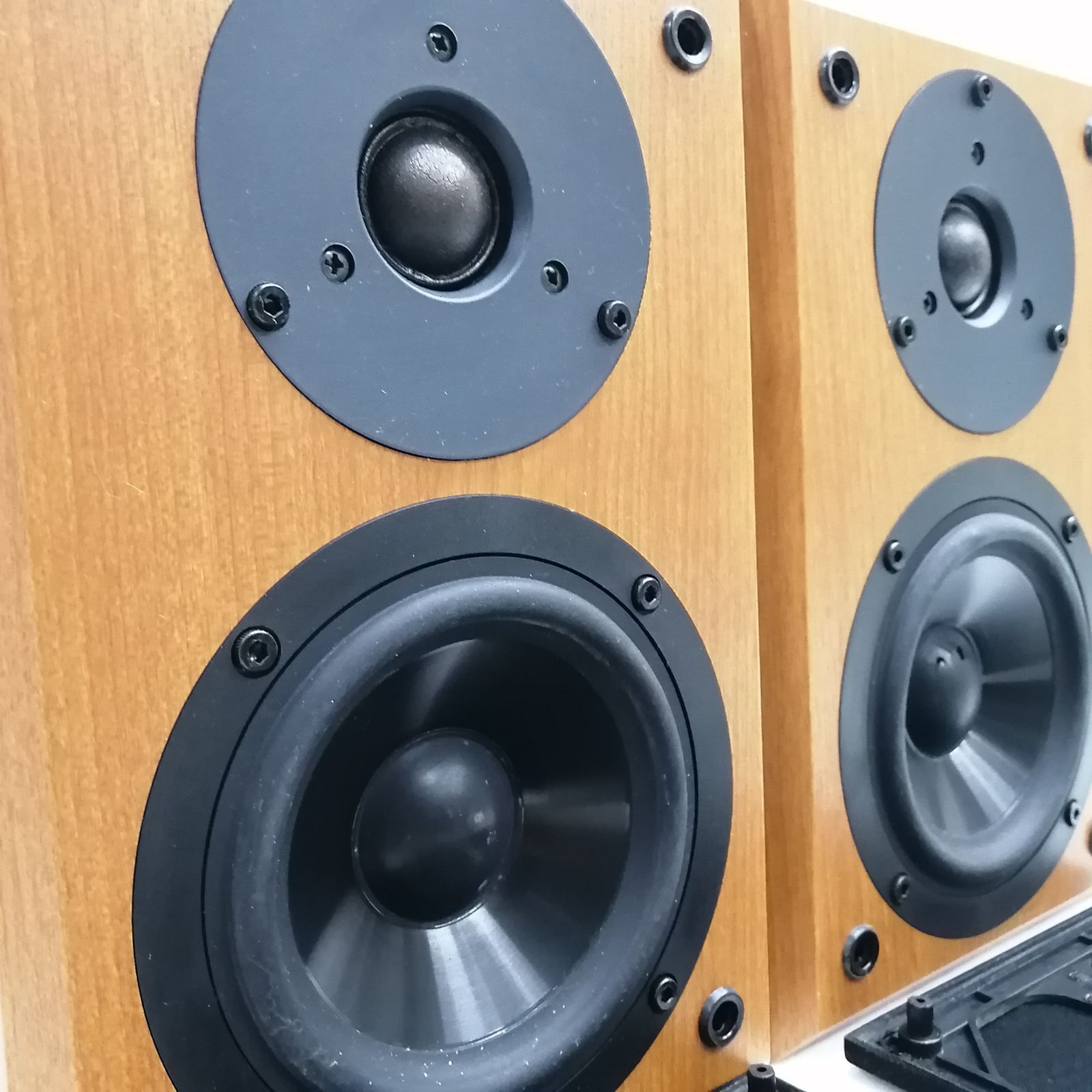 【美品】YAMAHA NX-E300 コンパクトながら本格的な音色のスピーカー 美品】YAMAHA NX-E300 コンパクトながら本格的な音色のスピーカー 【美