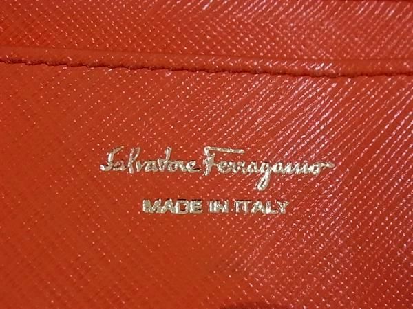 Salvatore Ferragamo フェラガモ 財布 ガンチーニ 22 4633 オレンジ系 レザー レディース 二つ折り 長財布 ゴールド金具