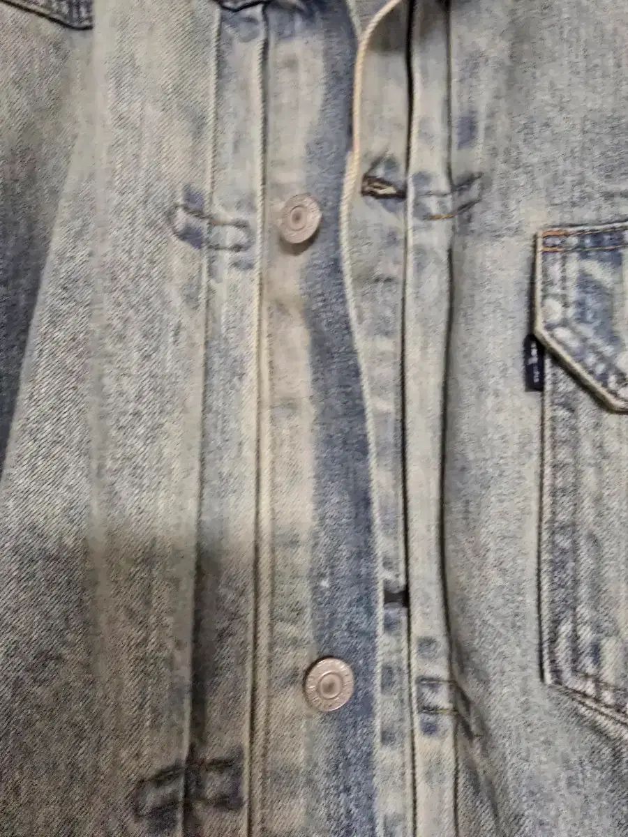 ブルータブ デニムジャケット