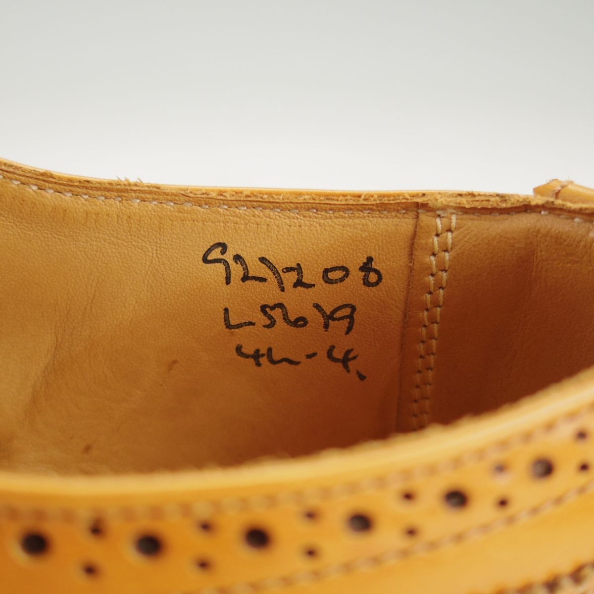 L 5679|フルブローグ|薄茶|Tricker