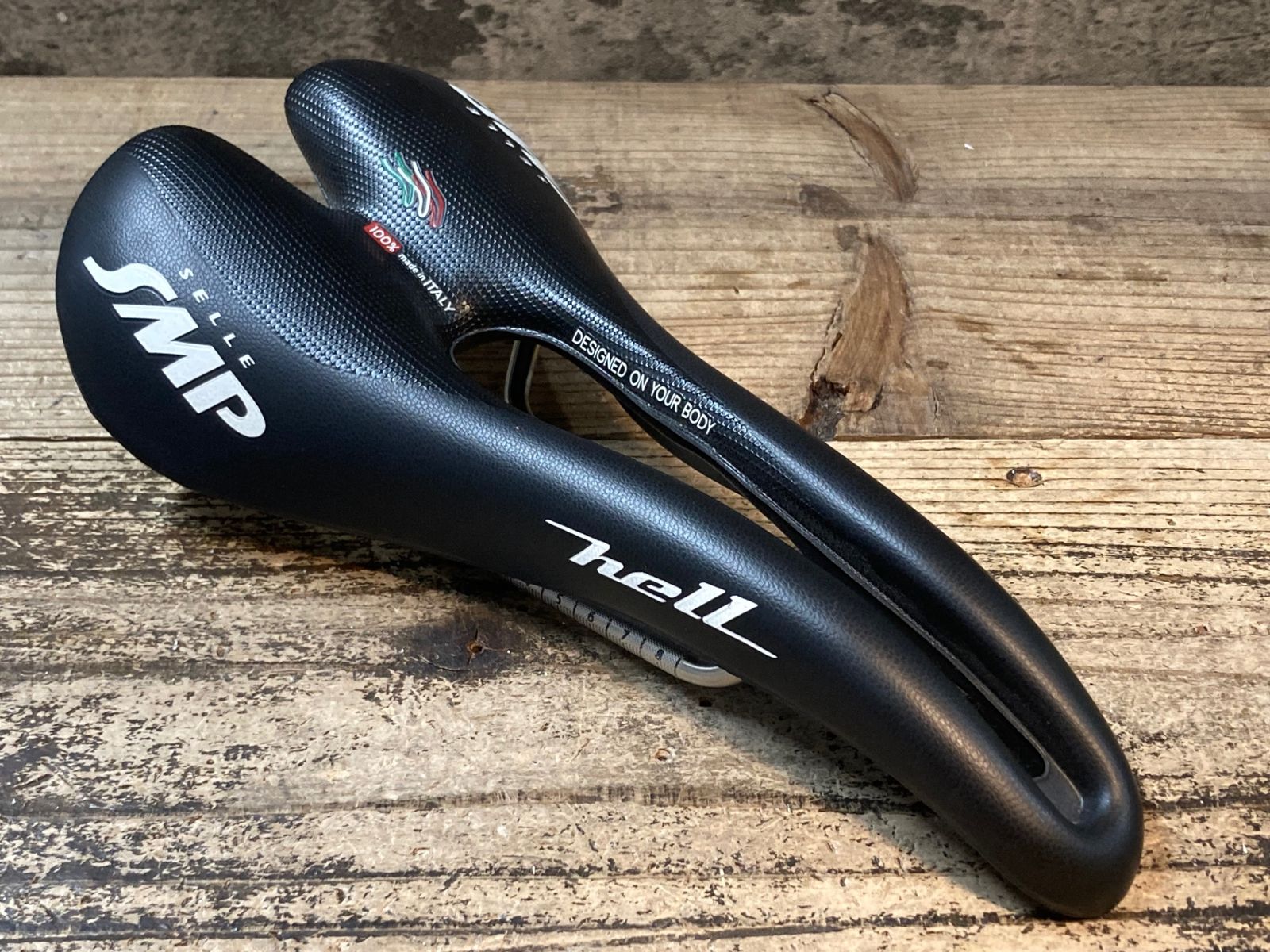 Selle SMP hell サドル 赤/黒 Selle SMP hell サドル 赤/黒 楽天市場】サドル 自転車 SELLE SMP HELL