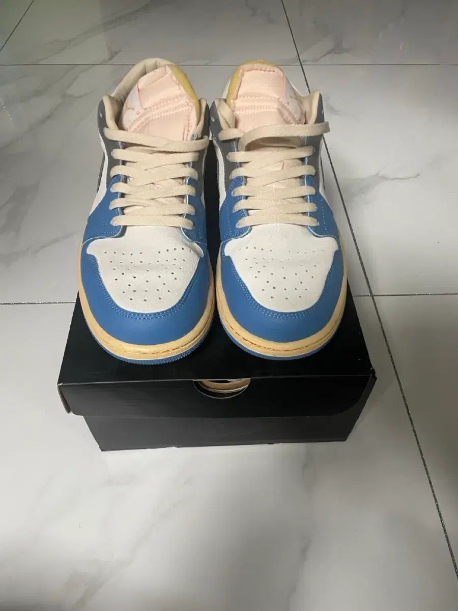 ジョーダン 1 ロー SE TOKYO 東京 96