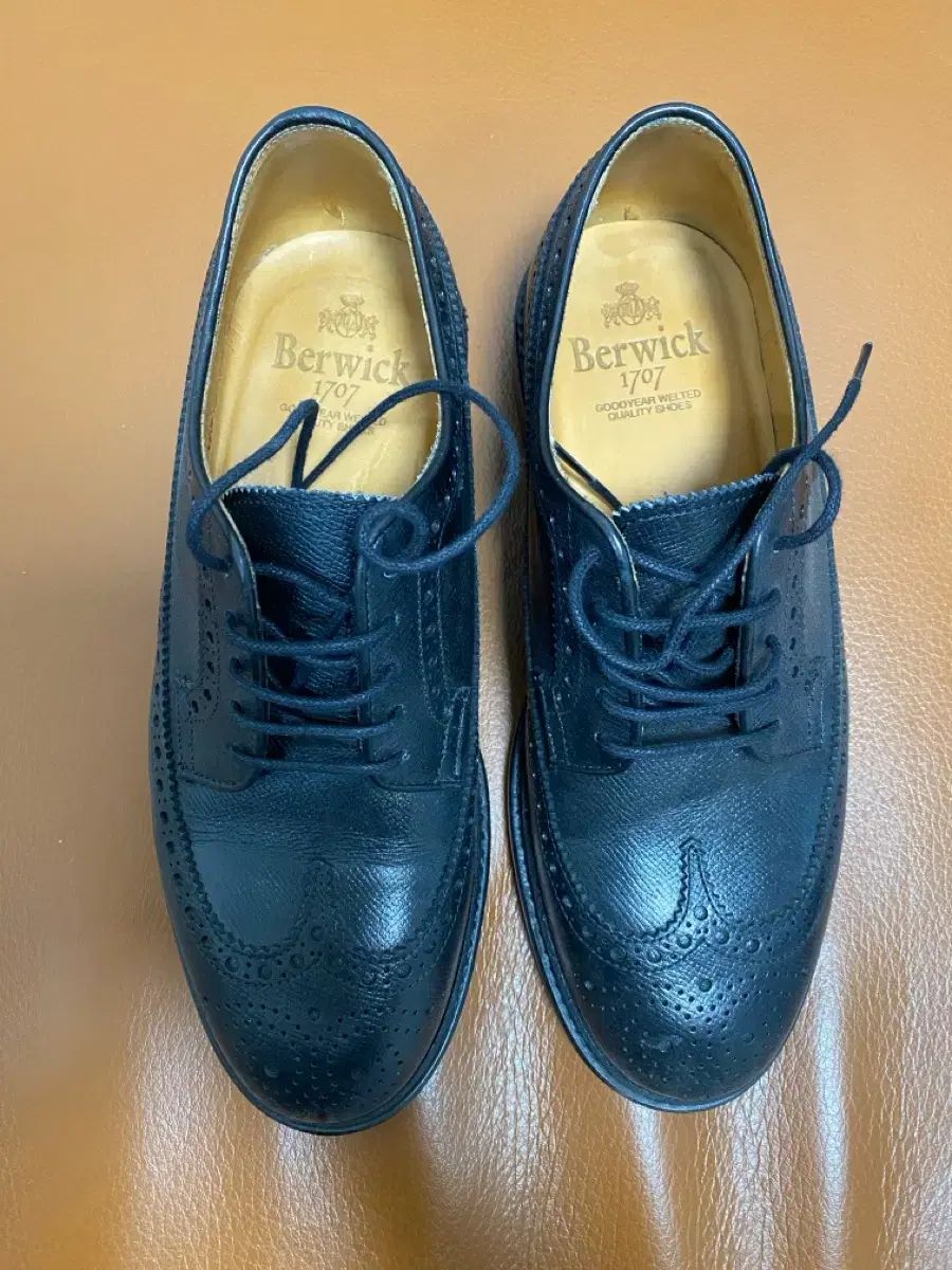 バーウィック 4794 234 ウイングチップ 靴 uk 5.5 サイズ