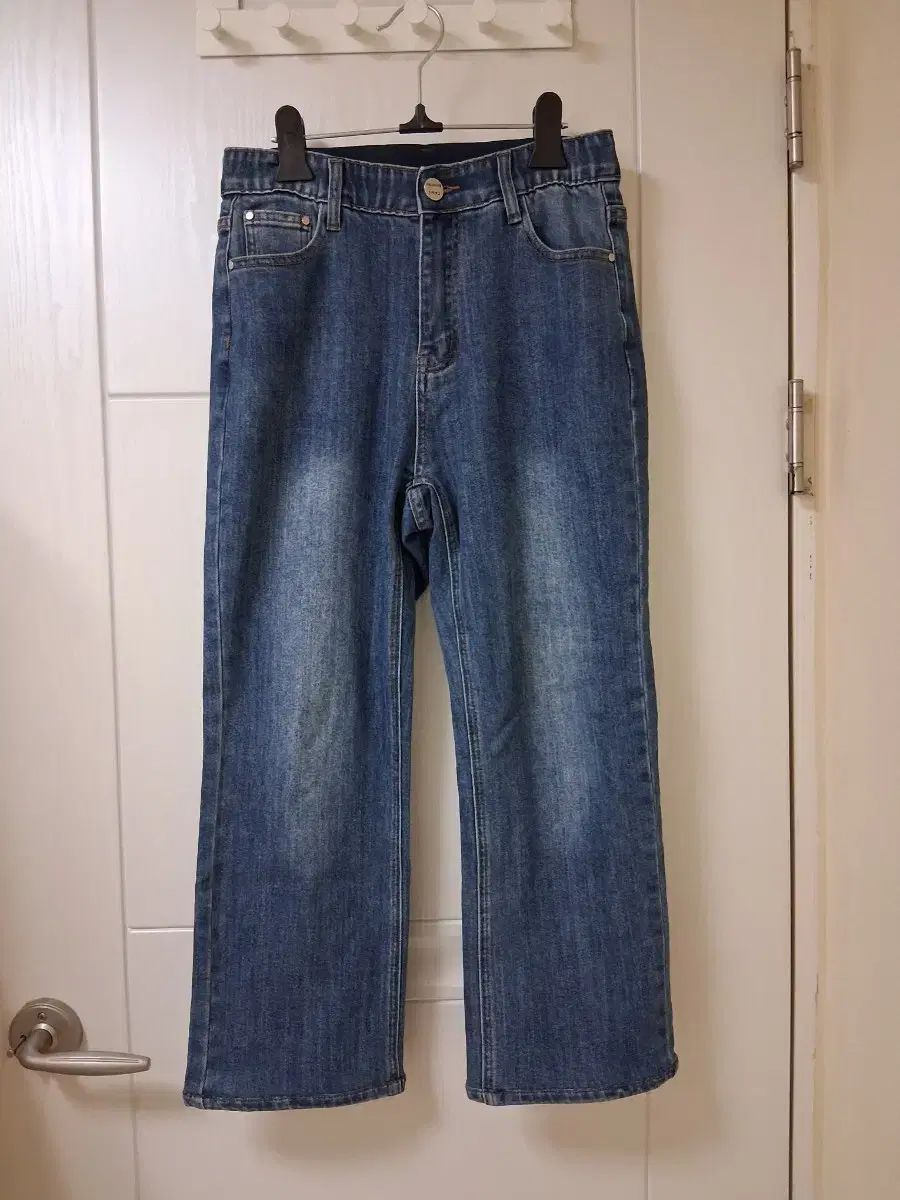 ベネトン ストレートフィット デニムパンツ