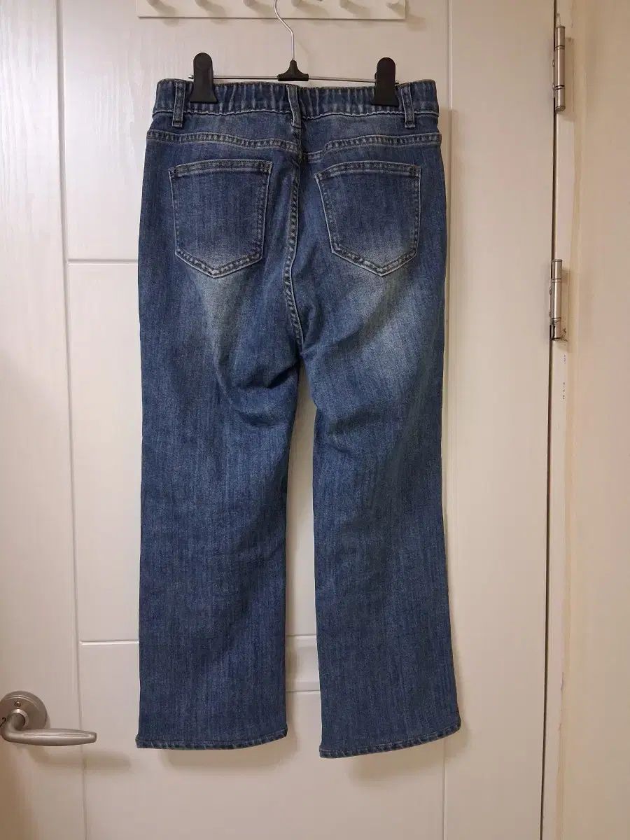 ベネトン ストレートフィット デニムパンツ