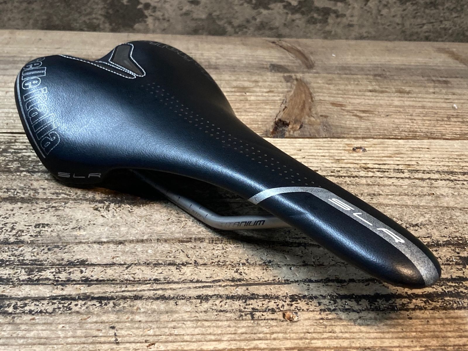JR 038 セライタリア SELLE ITALIA SLR サドル 黒 Titanium tube