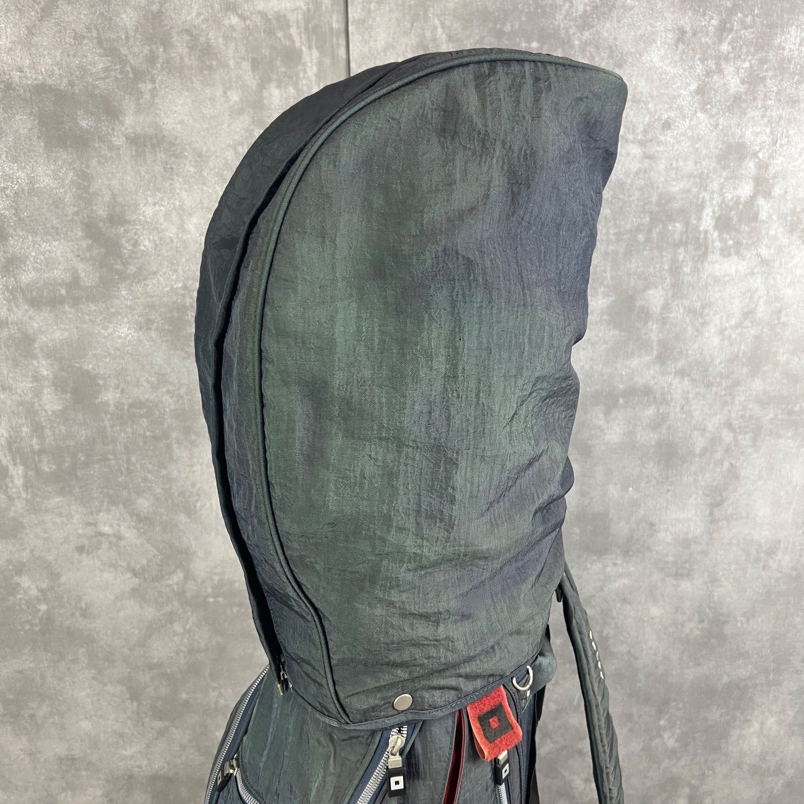  フォローで割引クーポン配布中 人気 ONOFF オノフ キャディバッグ 5分割 カート式 純正ヘッドカバー2種付属 26S2010BO0000 01 パター練習用品 ゴルフバッグ キャディバッグ ゴルフ