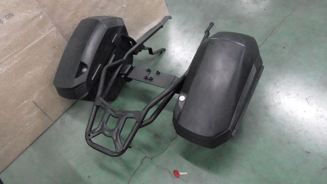 Z 400 EX G の サイドパニアケース SHAD