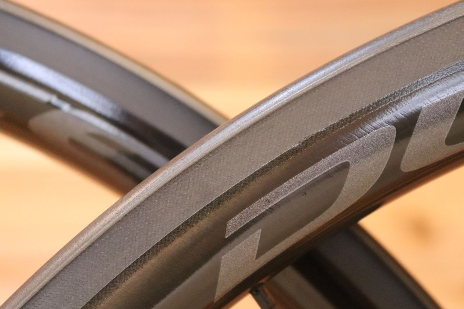 未走行品！ シマノ SHIMANO デュラエース DURA-ACE WH-R9100 C40 TU