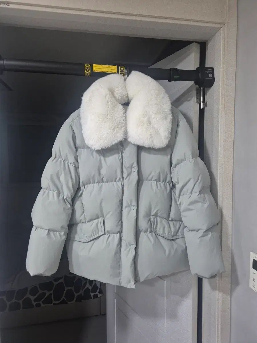 リスト ダック ダウン ファー付き ショートダウン