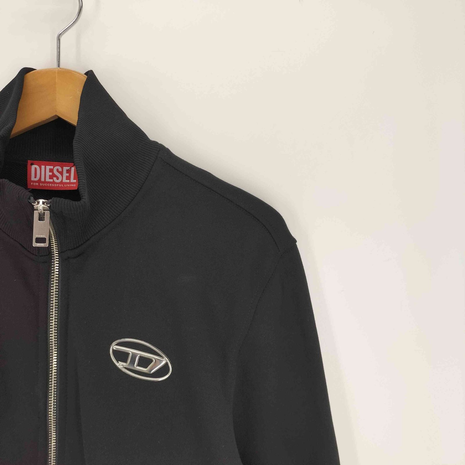 ディーゼル DIESEL 25AW S-GINNI-ZIP-OD ハイネック オーバルDロゴ