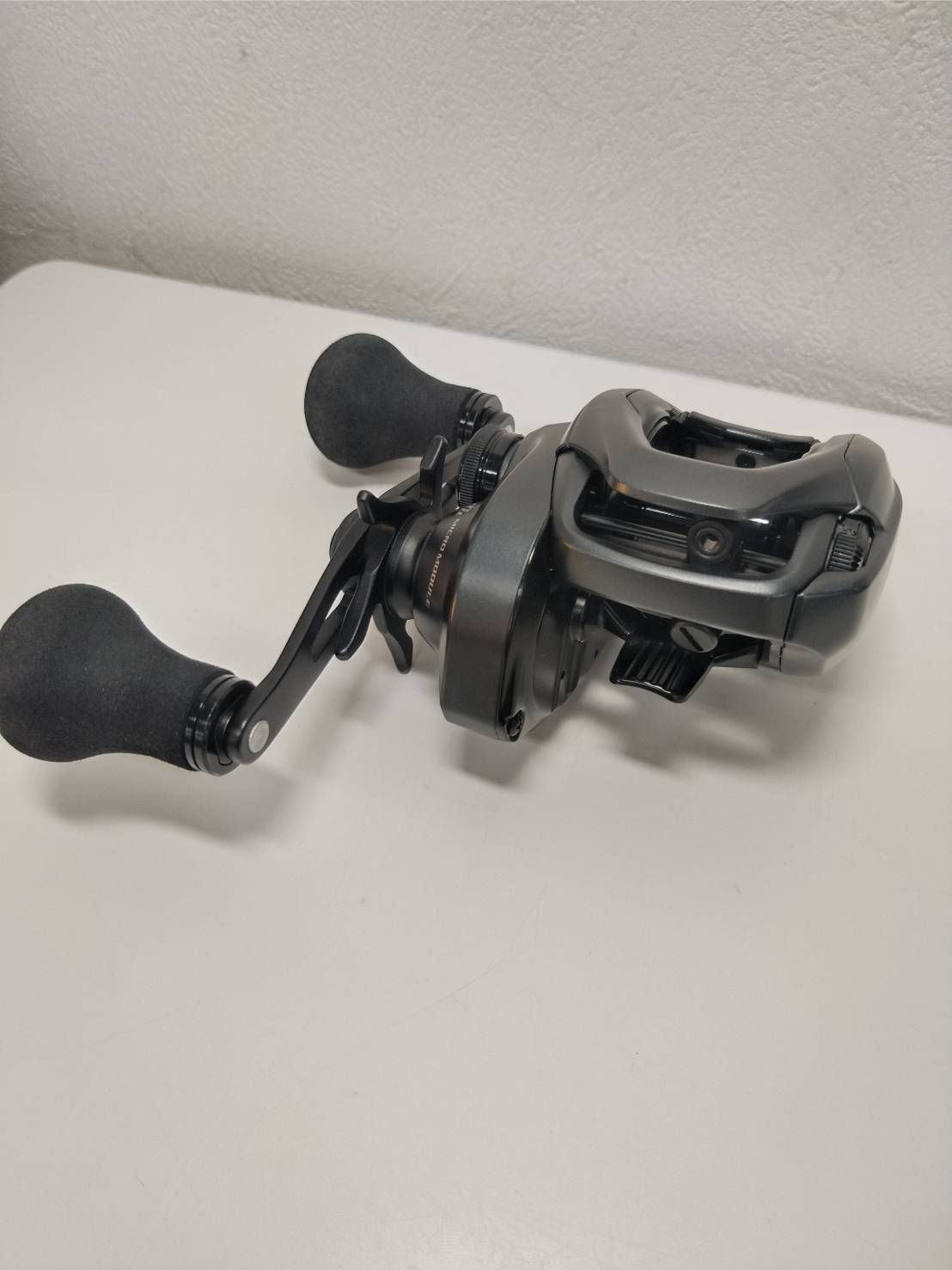 シマノ ２０ エクスセンス ＤＣ ＳＳ ＸＧ ＲＩＧＨＴ ソルト ショア シーバス ベイト リール 右巻き ０８