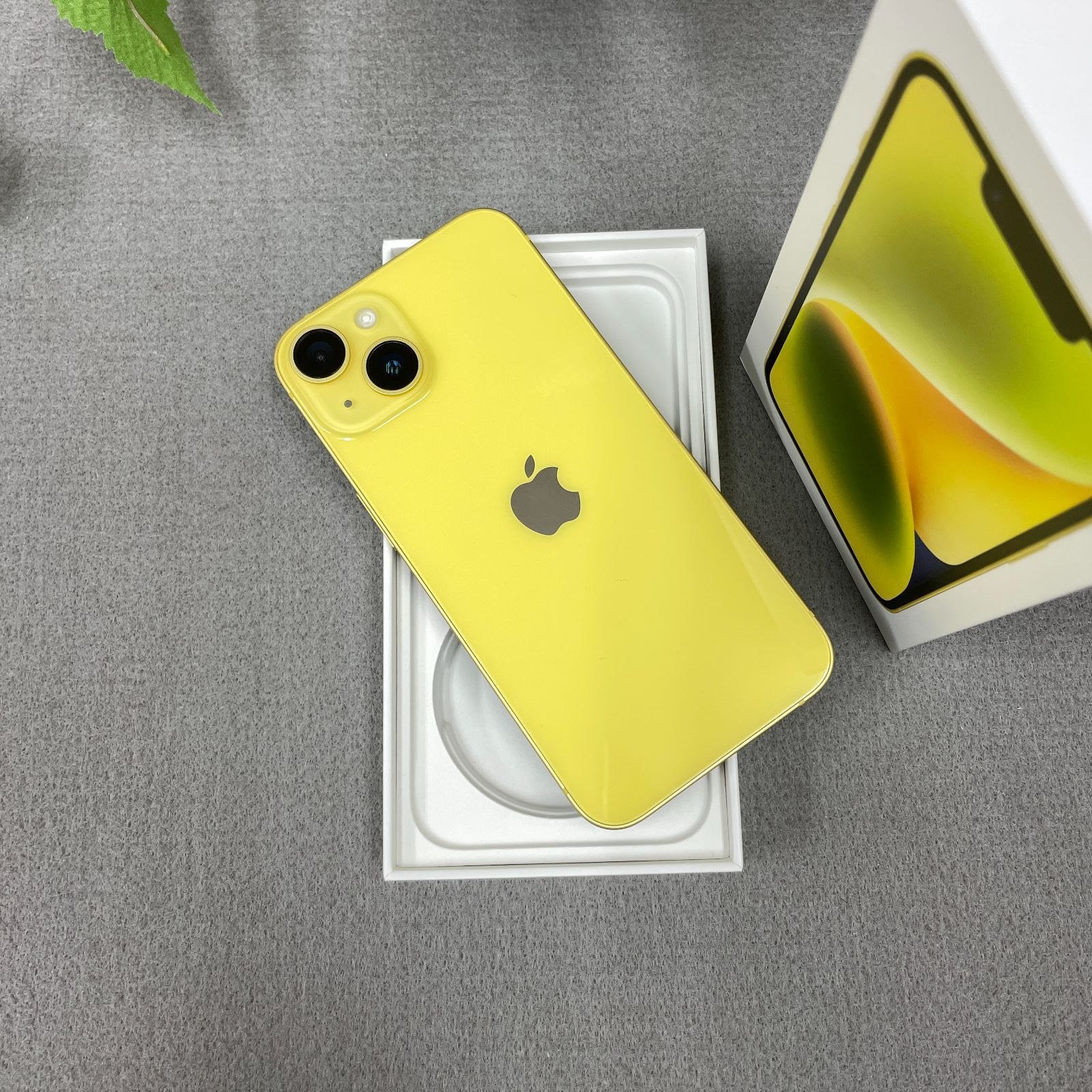 iPhone 14 256 GB イエロー 版 SIMフリー