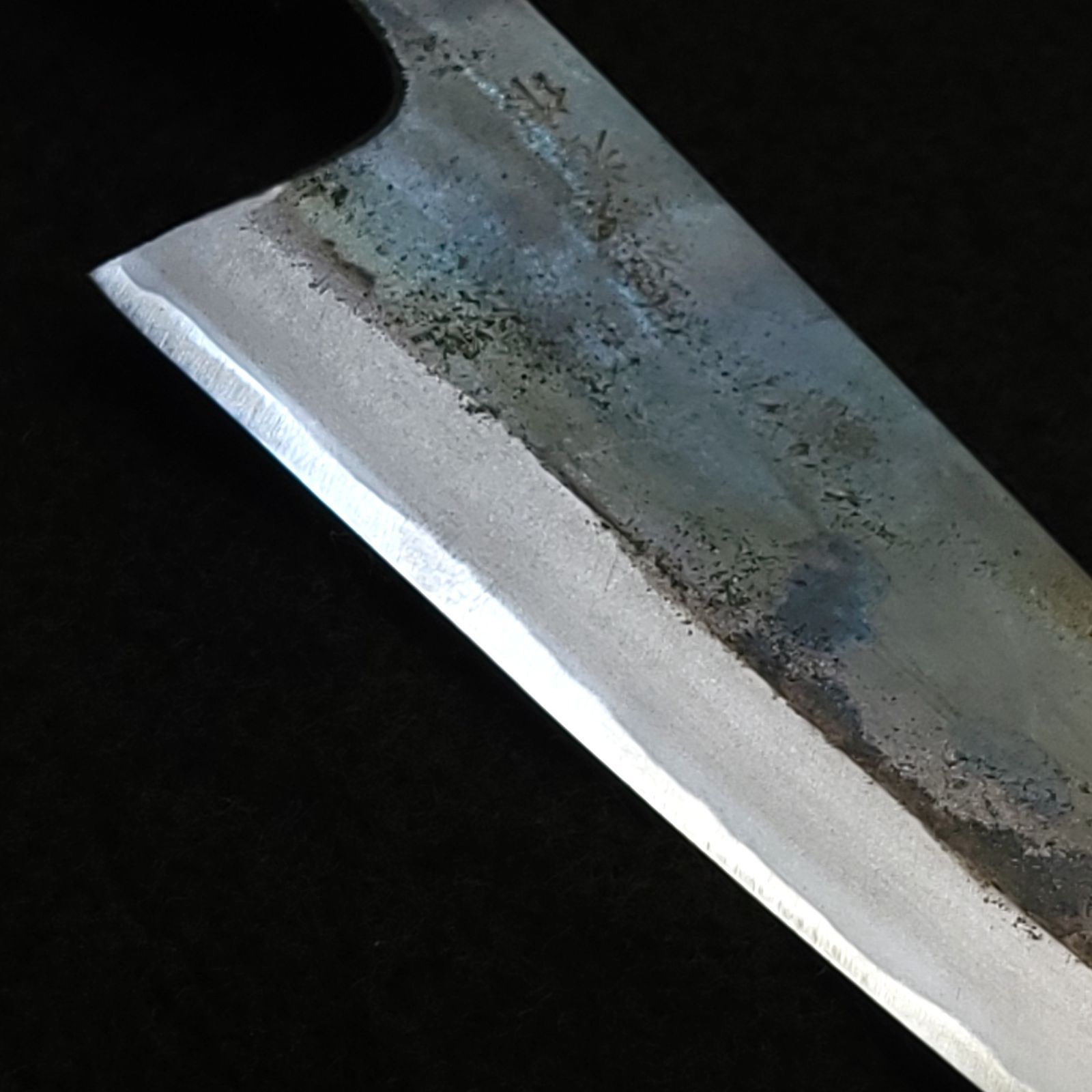 青紙1号 研ぎ直し黒打 万能包丁 165㎜ #8040 焼柄 月光作 青紙1号 研ぎ直し黒打 万能包丁 165㎜ #8040 焼柄 月光作 青紙1号 研ぎ