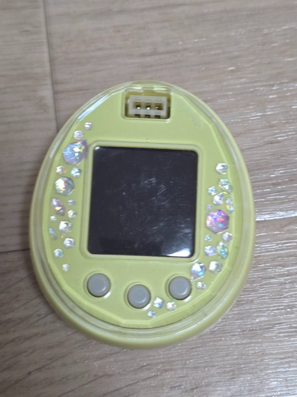 たまごっちピースイエローTamagotchi P's yellow - メルカリ