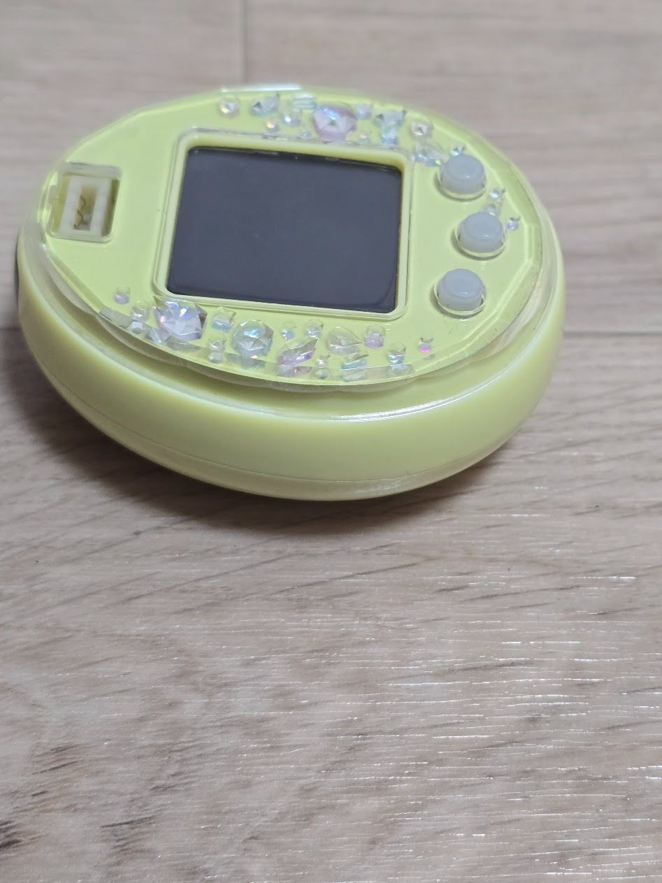 たまごっち ピース イエロー Tamagotchi P's 動作確認済み たまごっちP's たまごっちピース イエロー 動作確認済たまごっちP's