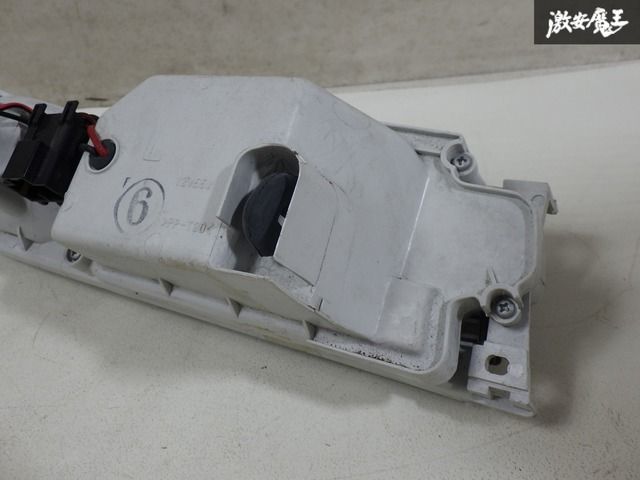 車 y32グロリア、セドリック フォグランプ美品