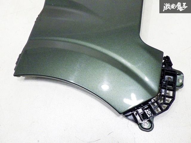新車外し】 スズキ純正 DA17V エブリイバン フロント フェンダー 右
