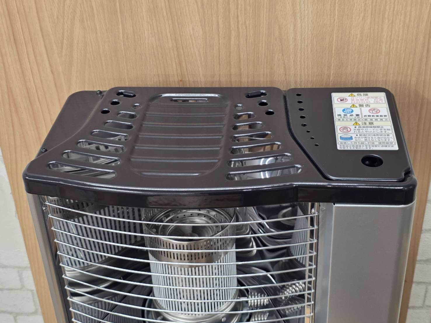 080110 展示品 未使用 トヨトミ 石油ストーブ NRSS2323E3SB シルバー