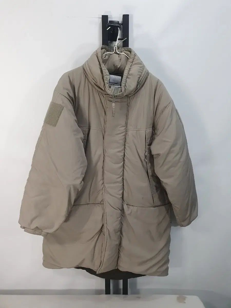 エスピオナージ ダウン レベル7 MONSTER パーカ