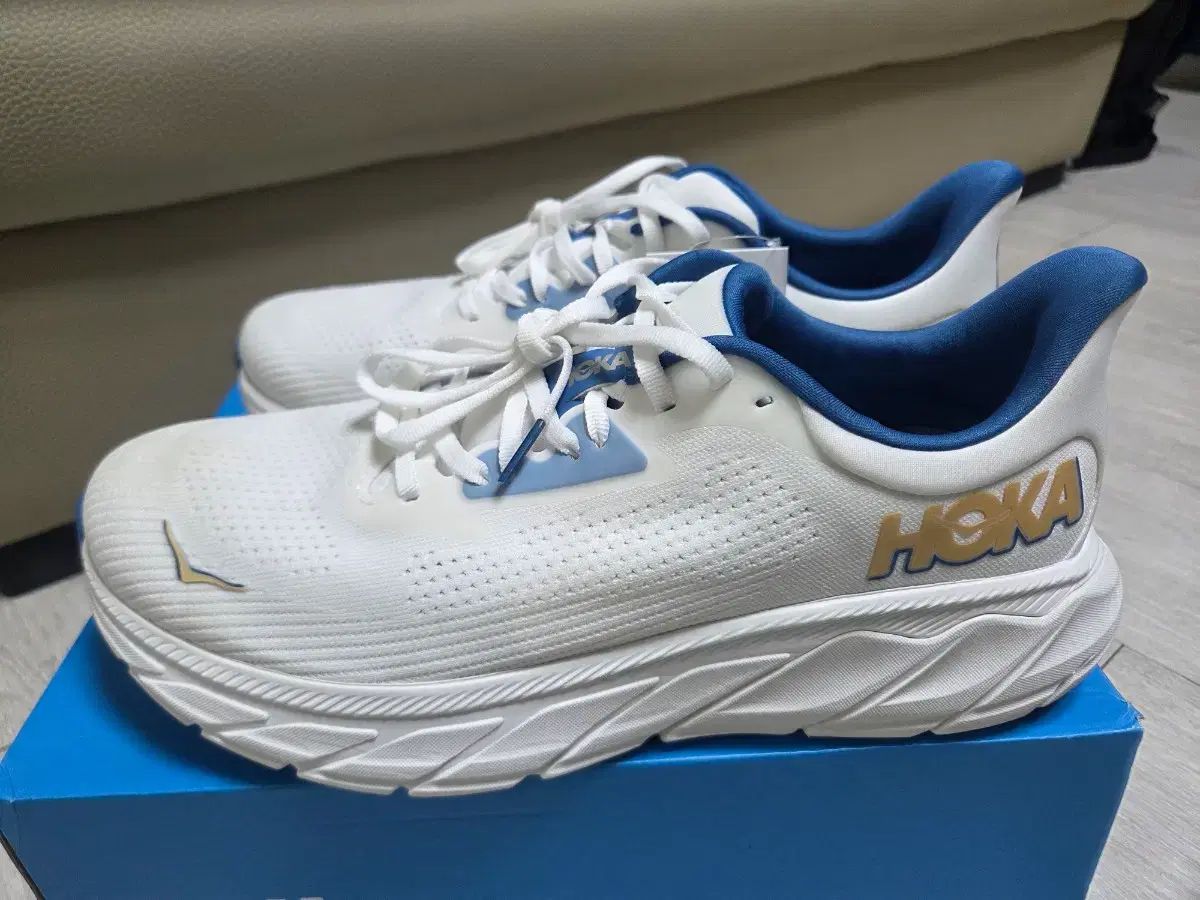  HOKA ONE ホカオネオネ メンズ アラヒ 7 ワイド 275 スニーカー 靴