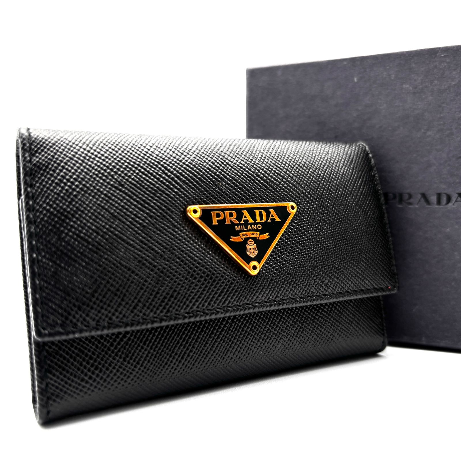 未使用に近い PRADA プラダ 6連 キーケース 三角ロゴ プレート