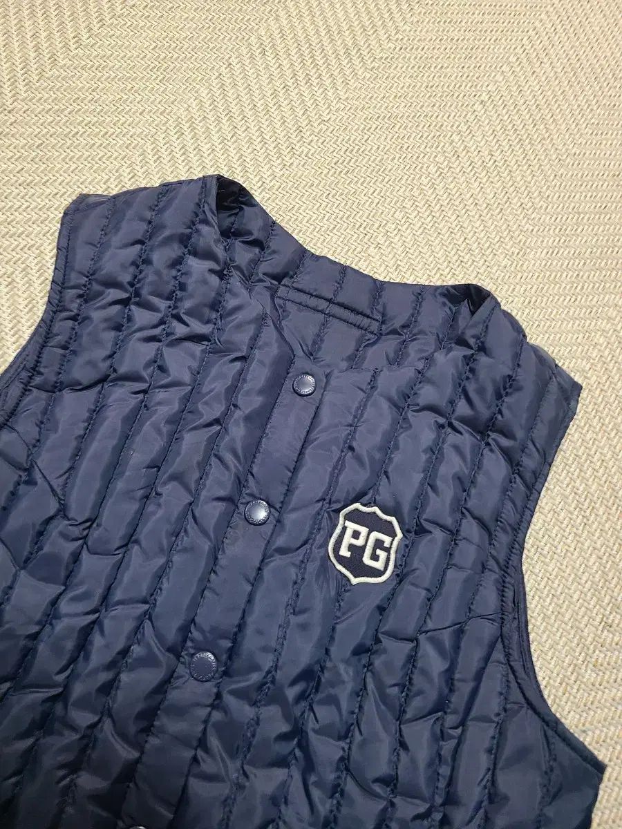 0 パーリーゲイツ ネイビー キルティング グース 軽量 ベスト