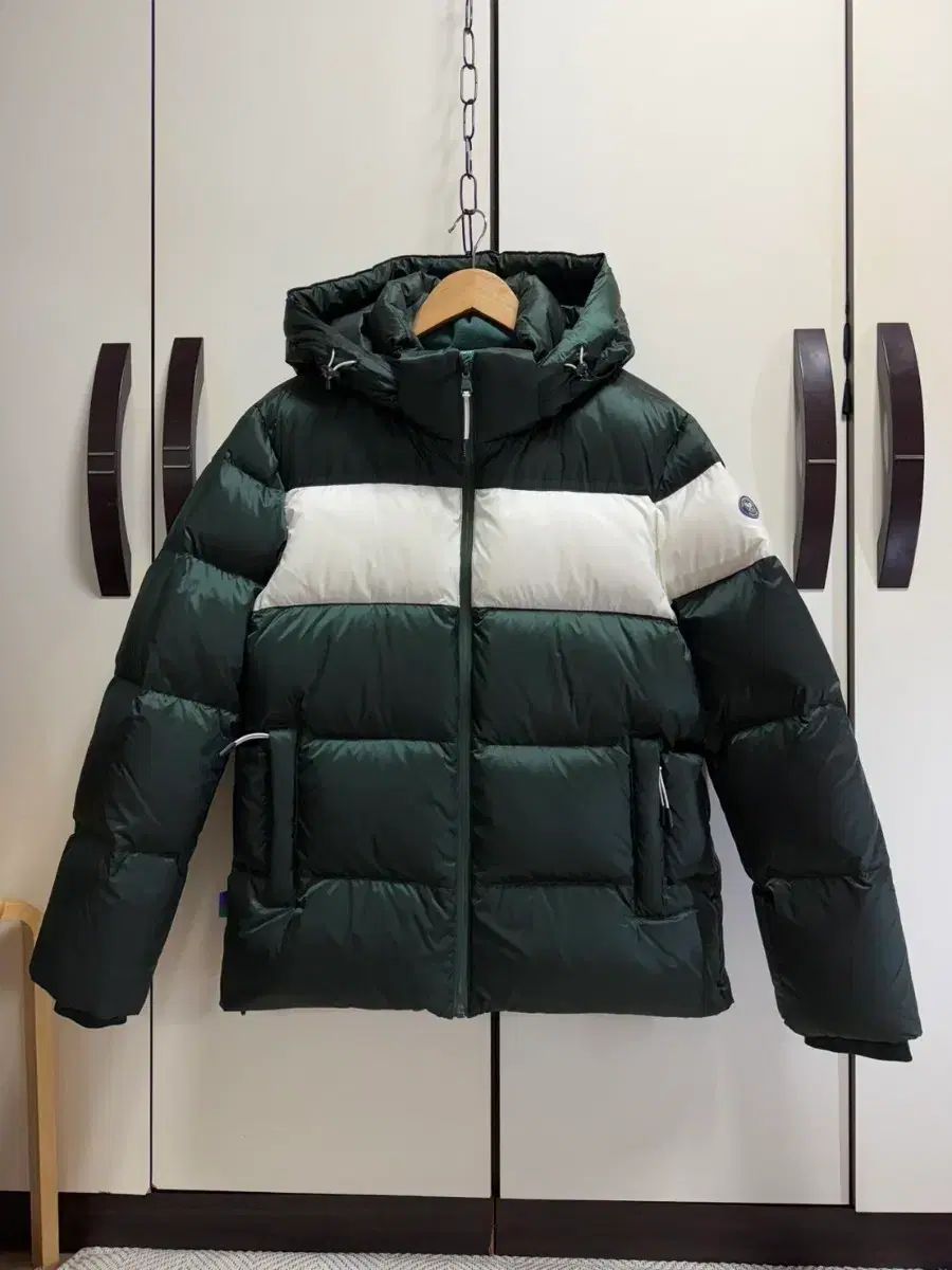 ほぼ HAZZYS ユニセックス ウィンブルドン グースダウン ダウン 105