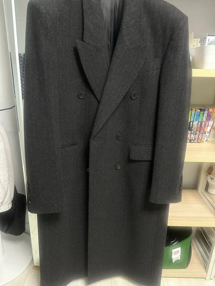 エルムード バレンティーヌス グレー ストライプ コート 46