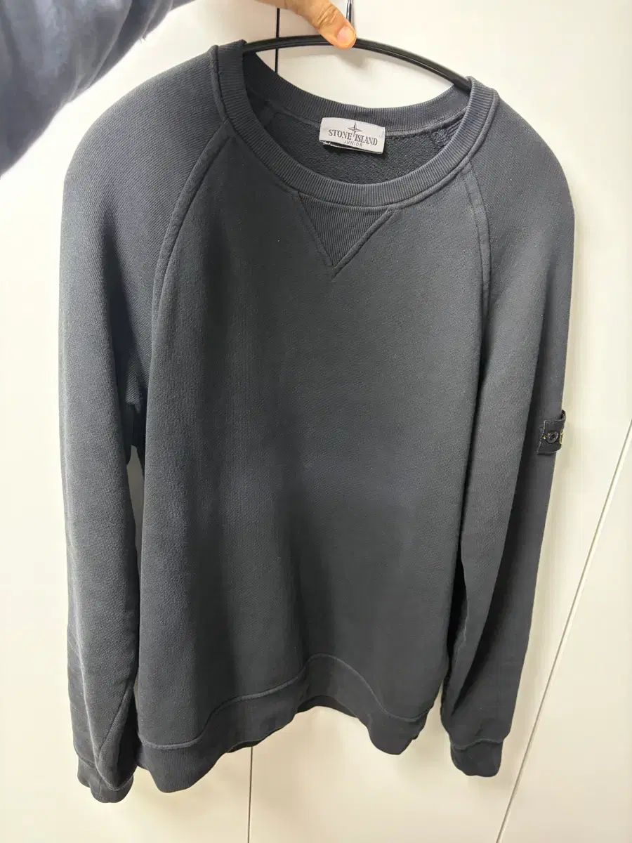 STONE ISLAND ストーンアイランド ブラック スウェット 14 Y