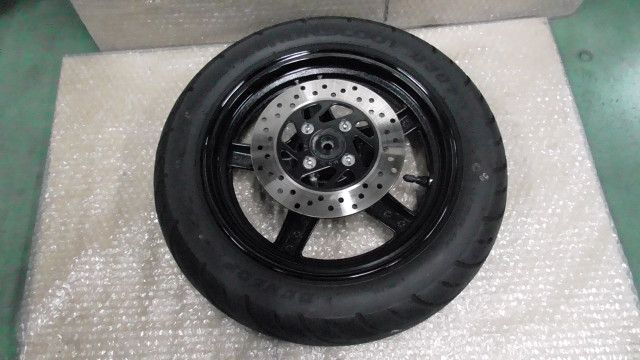 バーグマンストリートEX EA 23 M の フロントホイール