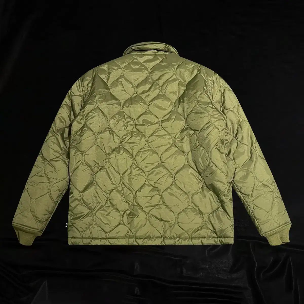 STUSSY カーキ キルティング ダウン ショップからお知らせ 【公式通販】