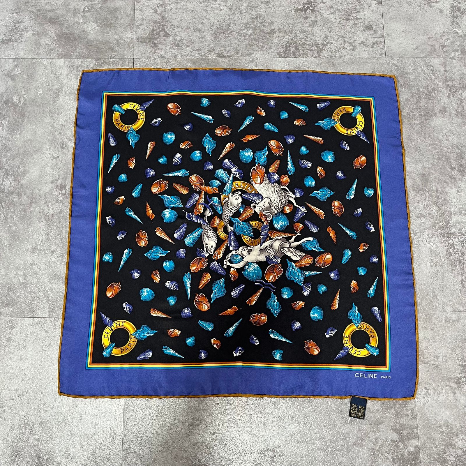 CELINE PARIS 海のデザイン スカーフ CELINE】セリーヌ スカーフ ネイビー ブルー 海 貝殻 シェル 魚 羊 人