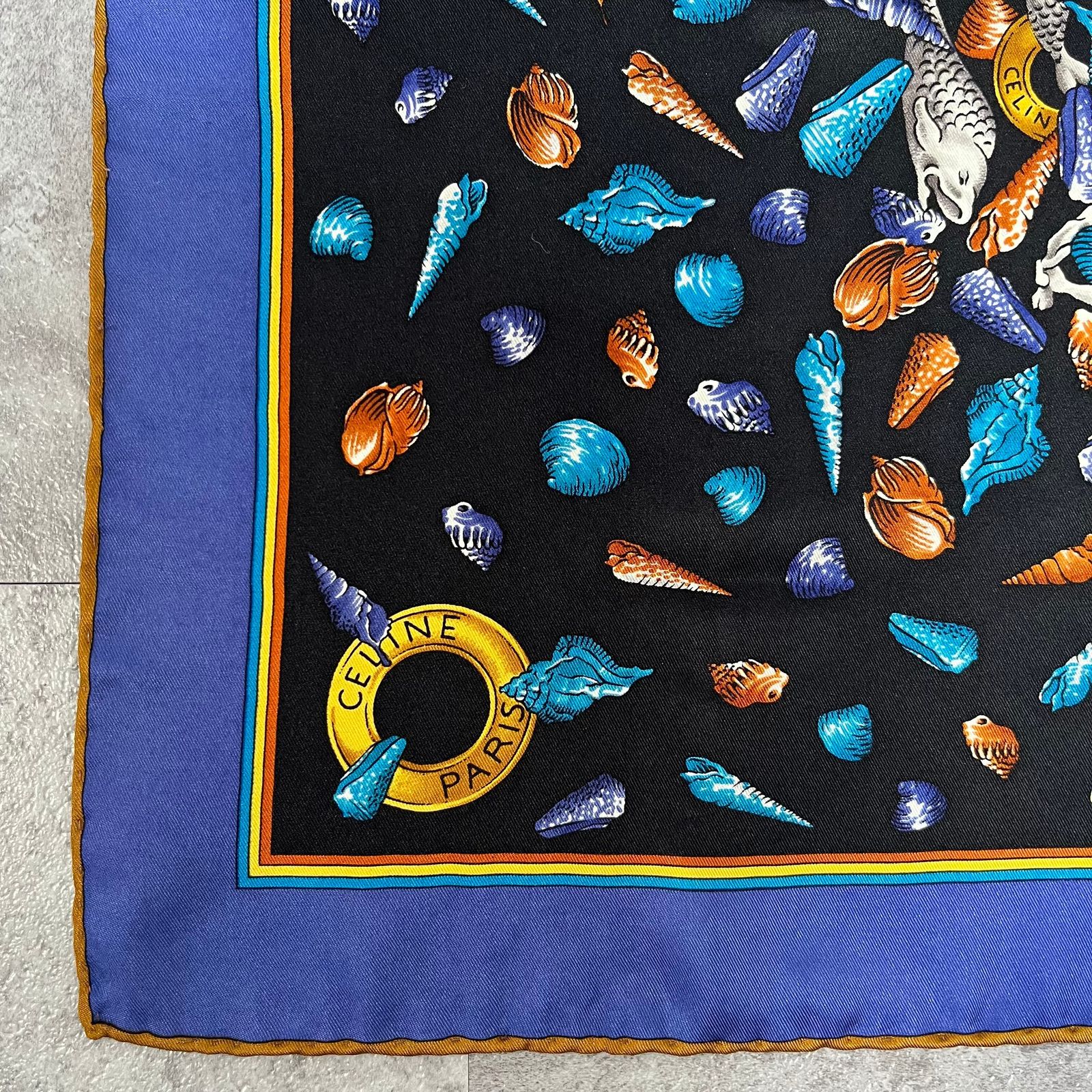CELINE PARIS 海のデザイン スカーフ CELINE】セリーヌ スカーフ ネイビー ブルー 海 貝殻 シェル 魚 羊 人