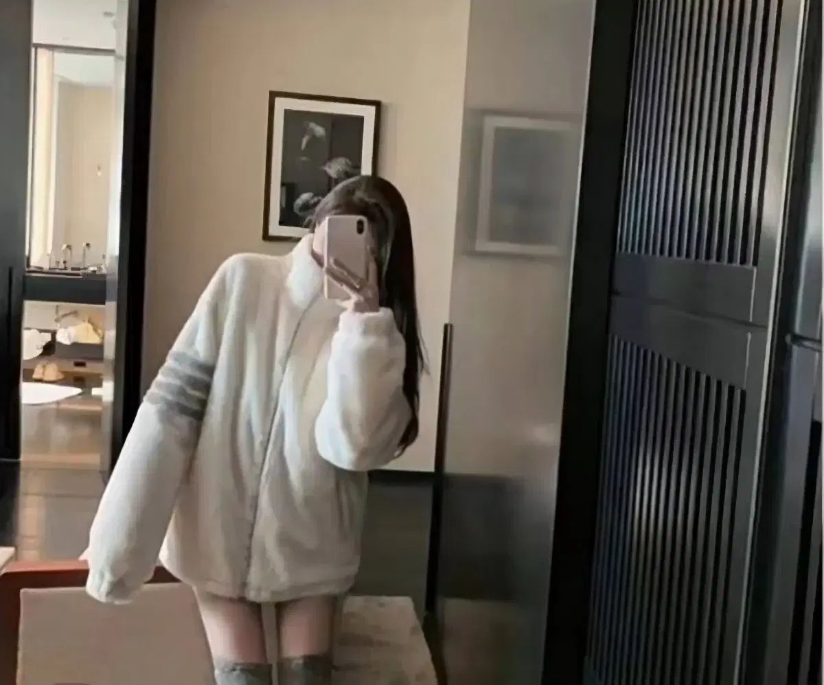 ファーアップジップアウター 白|ブラック 택1