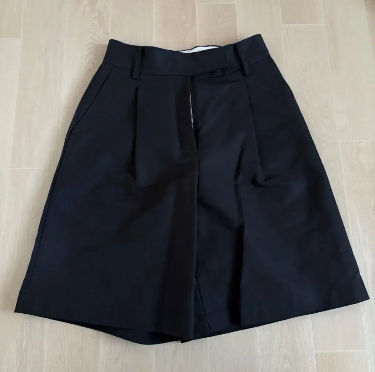 ナッシングリトゥン バミューダ パンツ silky cotton bermuda pants