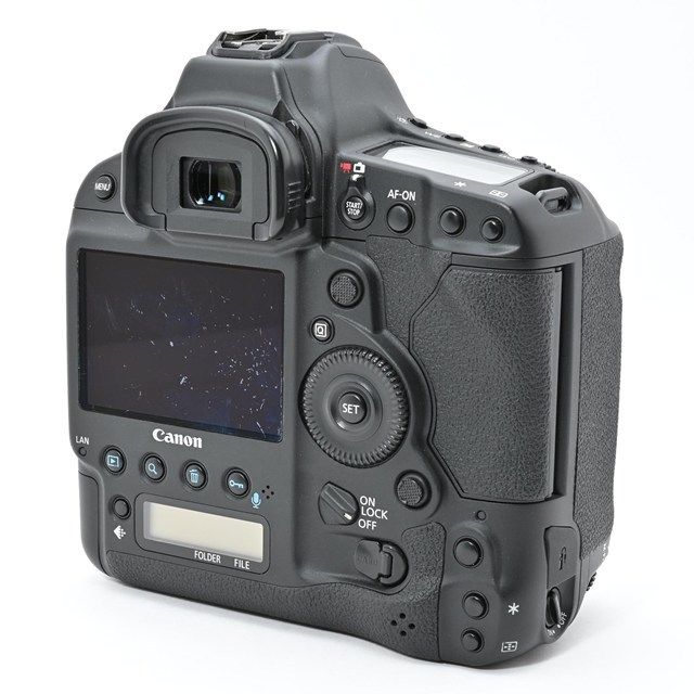 ボディ｜シャッター数3 以下｜プロ向けフラッグシップ一眼レフ｜高速連写×高感度性能で信頼の一台