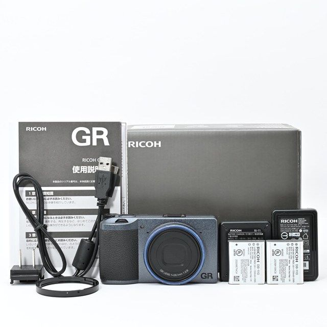 RICOH GR IIIx Urban Edition メタリックグレー｜40 mm相当高画質スナップカメラ｜洗練された カラー｜元 き