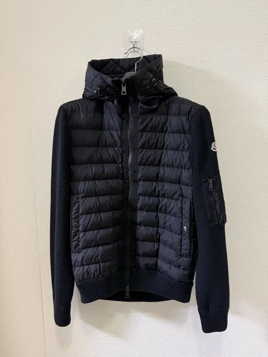 モンクレール フード ニットダウン 23 fw 状態良し M