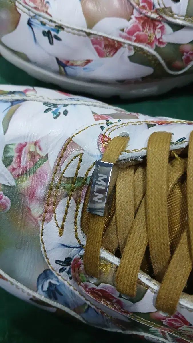  ナイキ エアマックス1 ウルトラ シティパック QS イエローフローラル 01-747105-700 スニーカー 靴