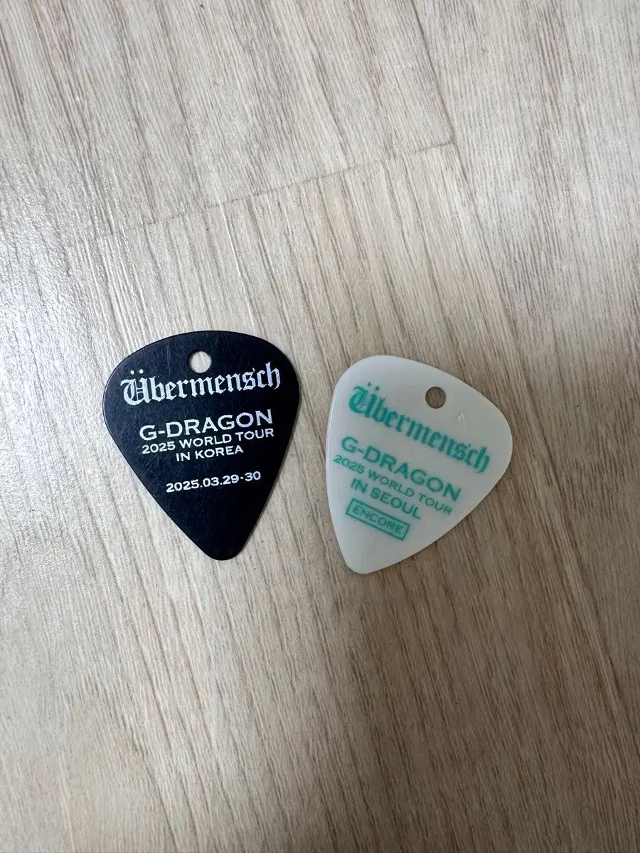 G DRAGON ジードラゴン ギターピックセット ゴヤンコンサート＆アンコールコンサート