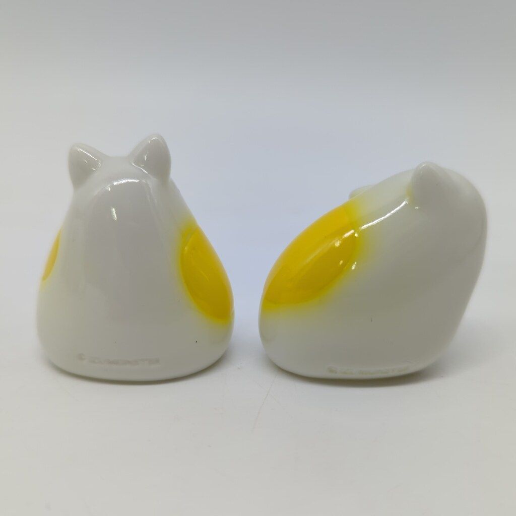 izumonster CodeCorner おにぎり猫 izumonster CodeCorner おにぎり猫 2種セット 黒成型 - メルカリ