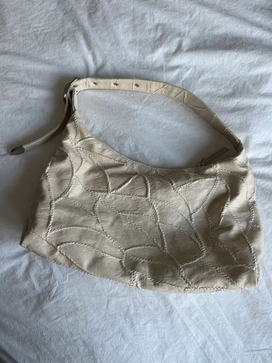 サンドMUSEUM COTUS HOBO BAG MINI バタークリーム