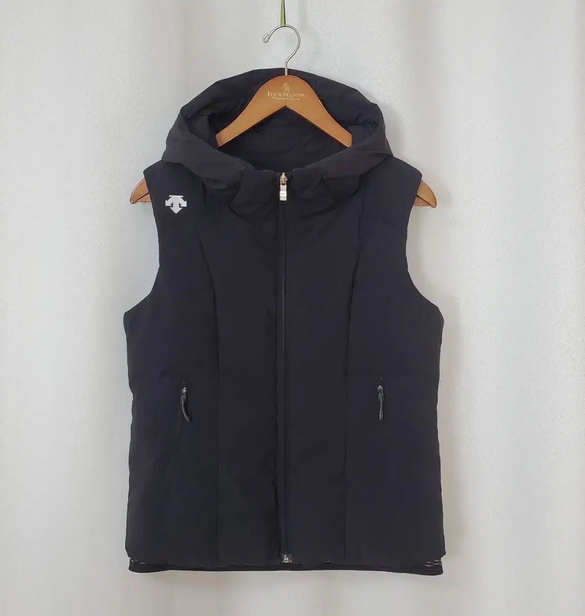 DESCENTE ハイネック グースダウン M