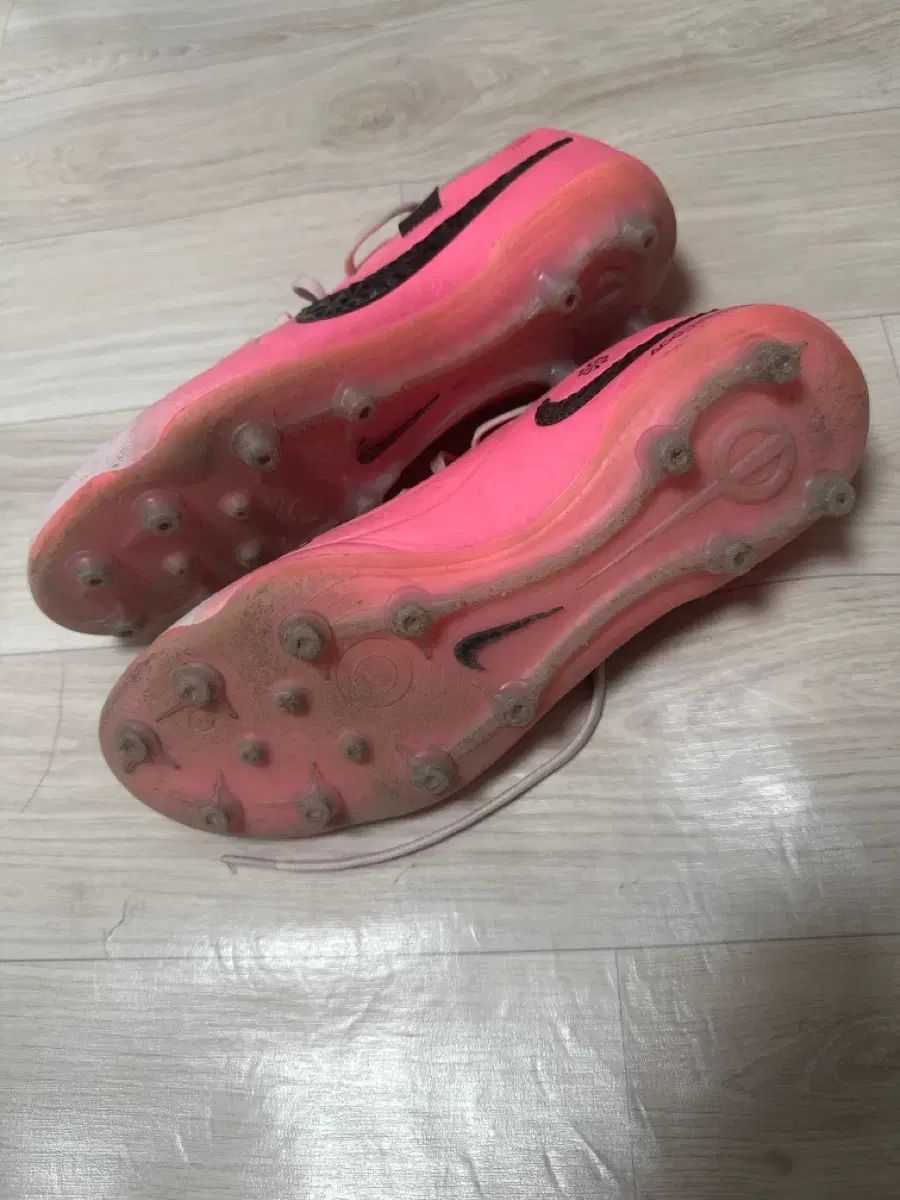 ナイキ ティエンポ レジェンド10 エリート AG サッカーシューズ 265 mm