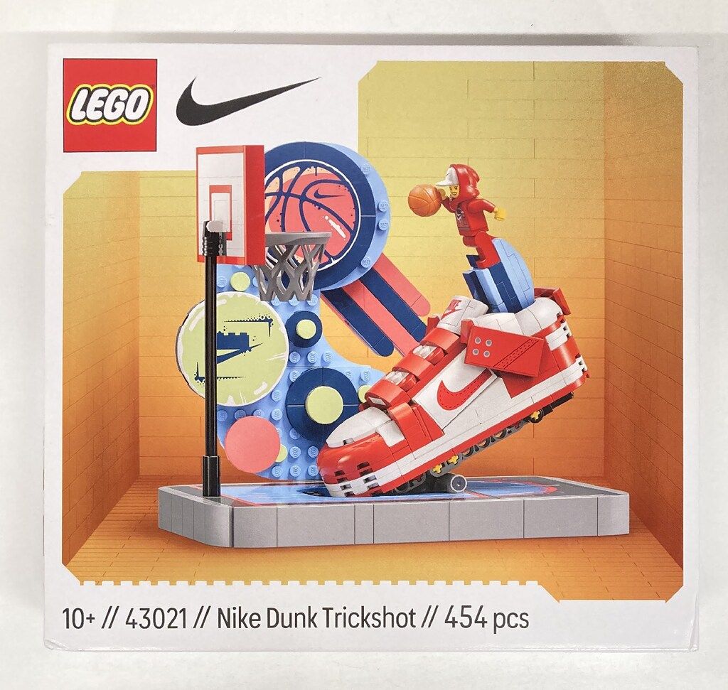 LEGO (BUILDING TOY) NIKE DUNK TRICKSHOT 43021