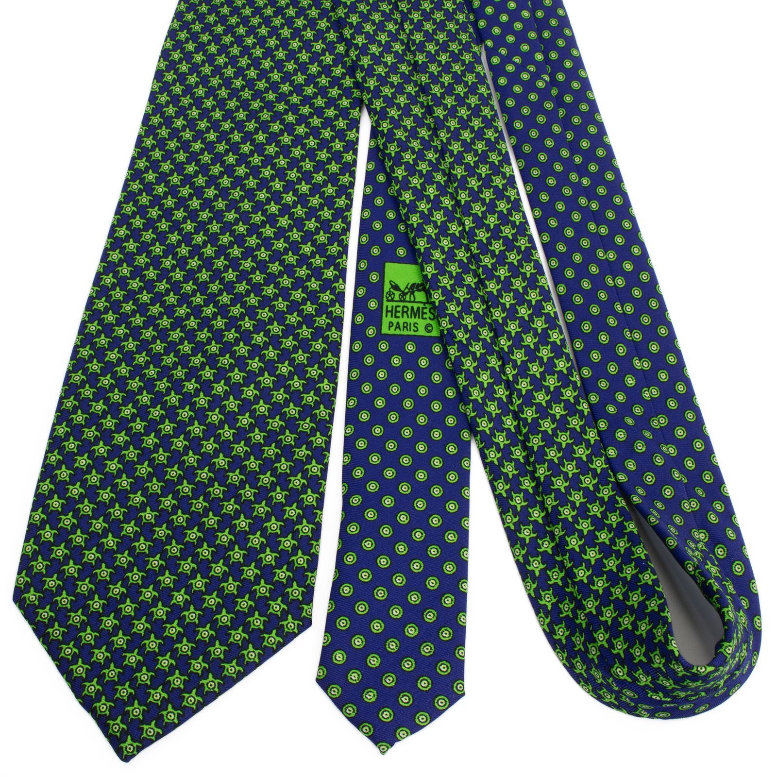 【極美品✨】HERMES ネクタイ　ニットネクタイ　緑　H柄　ワンポイント ギフトに最適♪【HERMES】H Love You tie シルクネクタイ (HERMES