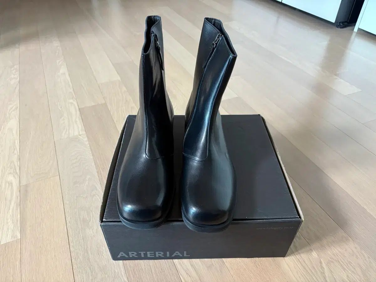 280 LEGACY チェルシーブーツ ブラック