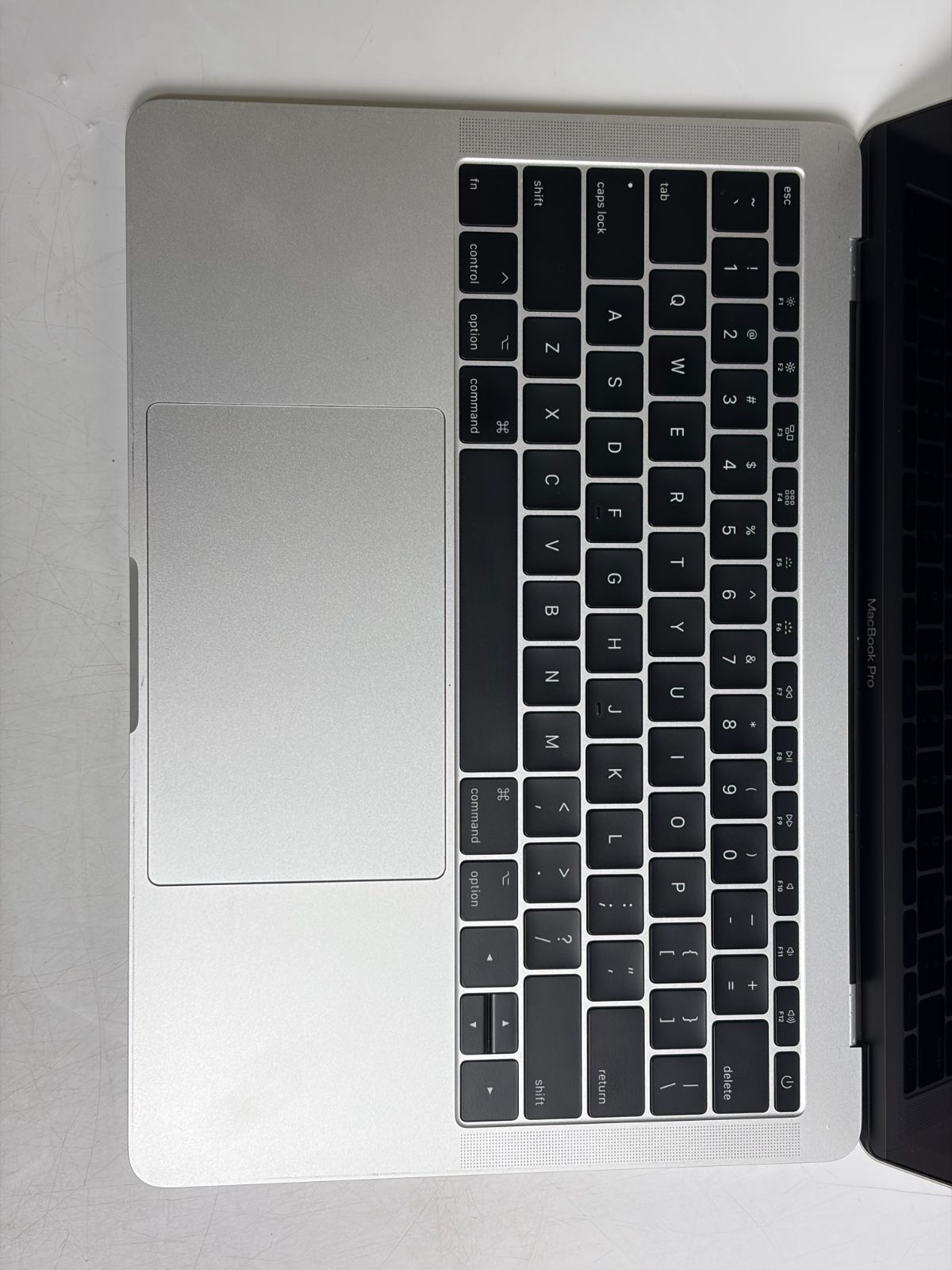 パーツ 品 Apple MacBook Pro A 1708 マザーボード穴あき 動作不能 PO 1600_086