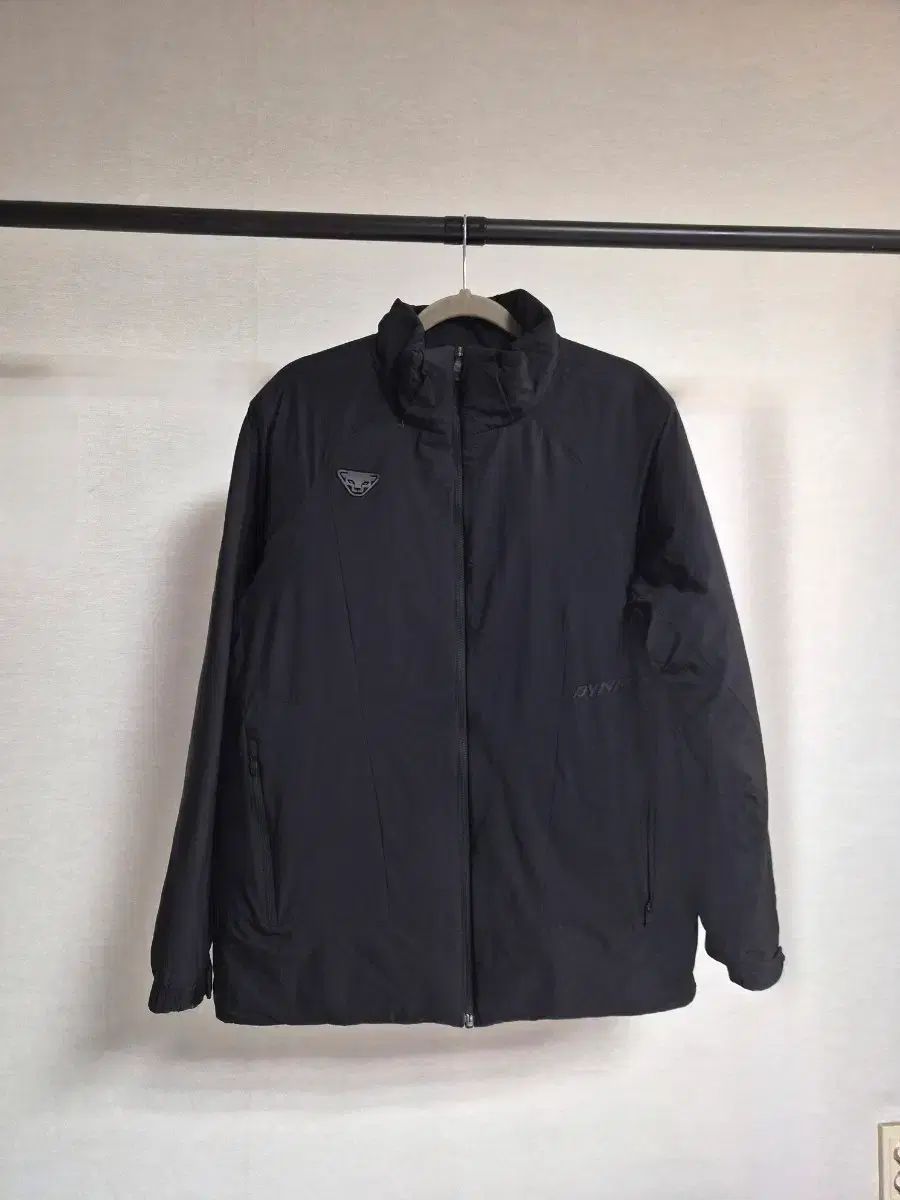 ディナフィット 軽量 ブラック グースダウン M